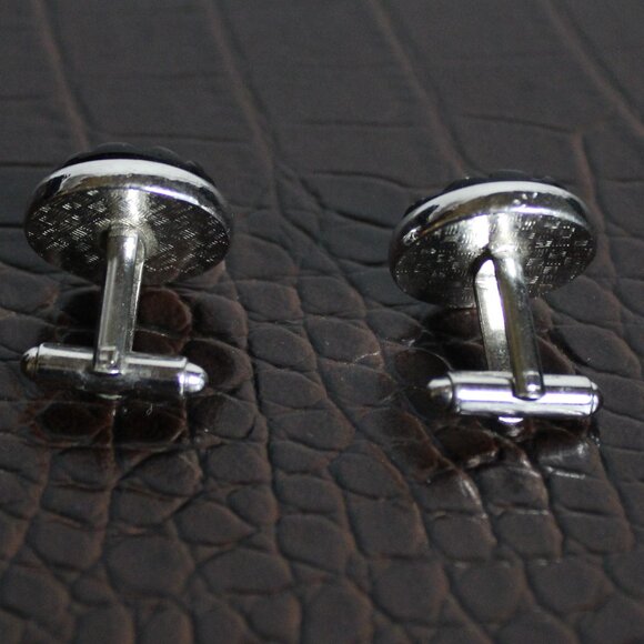 Vintage Cuff Links Round Silvertone With Black Background, Raised Silver Detail - Picture 6 of 7